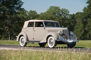 1936 Ford DeLuxe Convertible Sedan